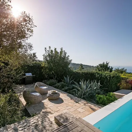 Great Lefkada - 1 Bedroom - Nikinara - Stunning Sea Views - Perfect For Couples * Tsoukaládhes
